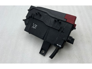 Блок предохранителей GX7314A076AA Jaguar XE