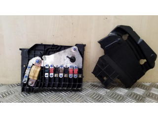 Блок предохранителей 1802319041   Ford Focus    