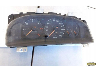 Панель приборов    Mazda 626       