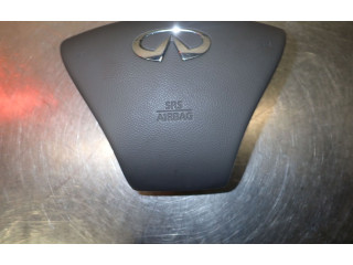 Подушка безопасности водителя Infiniti M