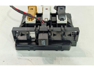 Vstřikovač 5K0937085AB Volkswagen PASSAT B7 USA