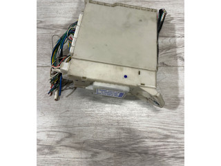 Pojistková skříňka 8273030282, 701080077 Lexus GS 300 350 430 450H 2007