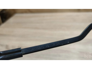 Стеклоочиститель лобового стекла