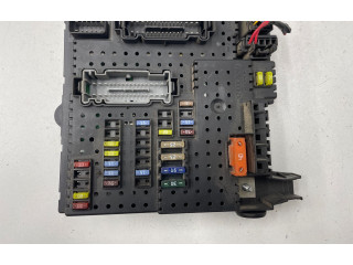 Блок предохранителей 30732769, 28014120 Volvo V70