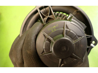 Вентилятор печки KIA Ceed