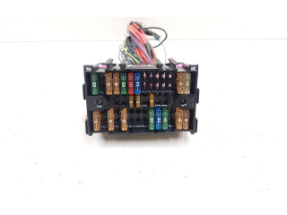 Блок предохранителей 7H0937617A   Volkswagen Transporter - Caravelle T5      