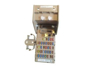 Блок предохранителей 82201FG010   Subaru Forester SH    