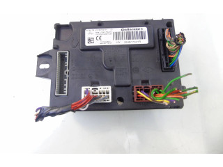 Блок комфорта 284B17441R Renault Clio IV