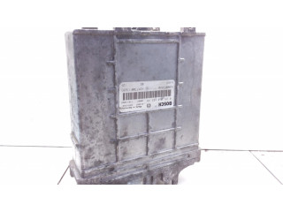 Řídící jednotka 8200059880, 0281010143   Renault Espace III 2002