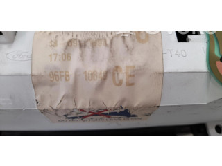 Форсунка 96FB10849CE Ford Escort