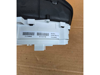 Панель приборов 31327745   Volvo V70       