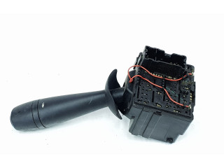 Ручка стеклоочистителей 8201168008, 8201168008 Dacia Duster