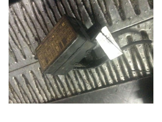 Pojistková skříňka Mitsubishi Pajero 2002