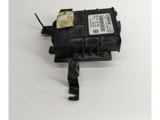 Блок управления коробкой передач 09G927750FM   Volkswagen New Beetle