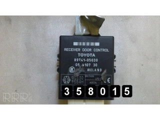 Řídící jednotka 89741-05030 Toyota Avensis T220 1999