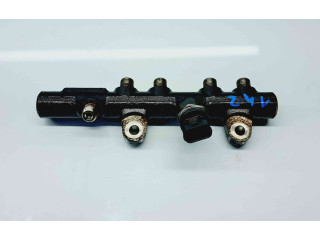 Vstřikovací lišta 175215346R, K9K628 Renault Clio IV