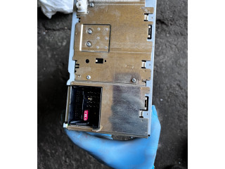 Турбина Радио/ проигрыватель CD/DVD / навигация Audi A3 S3 8P  8P0035152C         