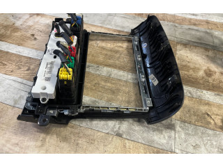 Дисплей 945003E500 KIA Sorento