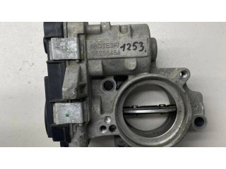 Дроссельная заслонка