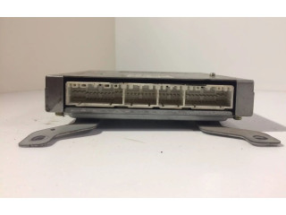 Блок управления двигателя ZL0618881   Mazda 323 F