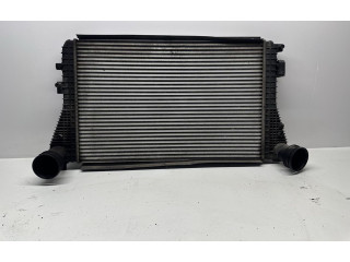 Интеркулер  1K0145803L, 1K0145803L   Volkswagen Touran I 