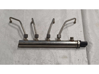 Vstřikovací lišta 7585411 BMW 3 GT F34 pro benzínový motor 2.0