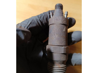 Vstřikovač 028130201B Volkswagen Vento