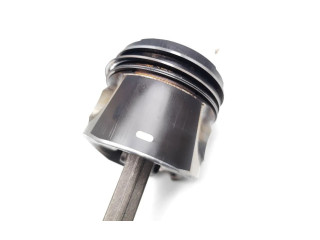 Поршень с шатуном D5204T2 D5204T2 Volvo V70