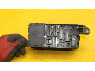 Блок предохранителей  3449504-01   Mini One - Cooper Coupe R56    