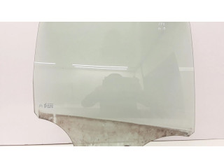 Основное стекло задних дверей