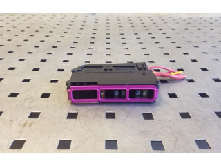   Pojistková skříňka 8K0941824   Audi A5 8T 8F 2007