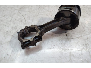 Píst Nissan Navara D22