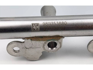 Топливная рампа 9811353880   Peugeot 2008 II  