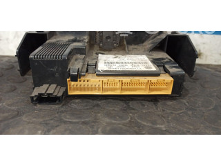 Блок управления климат-контролем    Audi A2