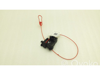 Degalų bako dangtelio spynos varikliukas