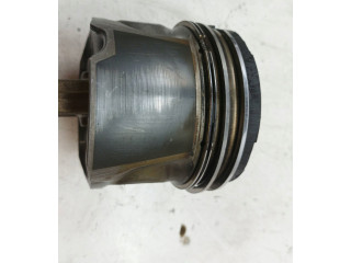 Поршень с шатуном Volvo S80