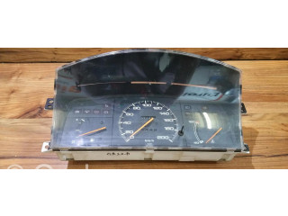 Панель приборов    Mazda 626       