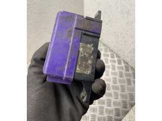 Pojistková skříňka Suzuk Grand Vitara I 2000