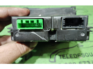 Дисплей 30752420 Volvo XC90