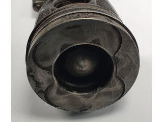 Píst 640942 Mercedes-Benz A W169