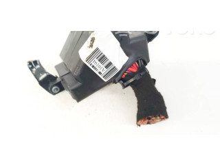 Блок предохранителей     Audi A3 S3 8P    