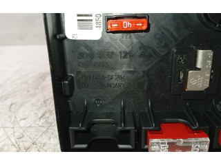 Pojistková skříňka 3C0937125A Volkswagen PASSAT 2014