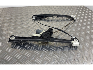 Блок предохранителей  9677734780   Peugeot 308    