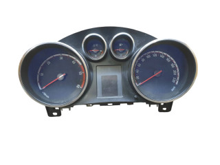 Панель приборов 13349547, 600775881 Opel Meriva B