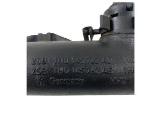 Интеркулер  1H0145762AD   Volkswagen Golf III 