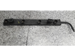 Топливная рампа Mitsubishi Colt