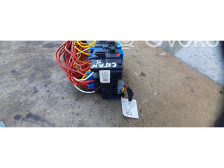 Pojistková skříňka 243805499R Renault Captur II 2022