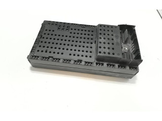 Блок предохранителей 30679527, 03W515   Volvo V70    