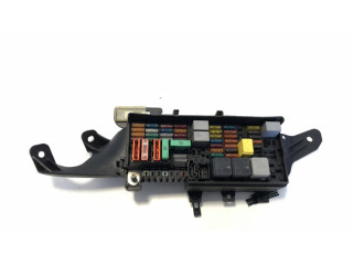 Pojistková skříňka A1645403372, A0025428119 Mercedes-Benz ML W164 2005