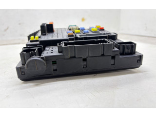 Блок предохранителей 30728512   Volvo V70    